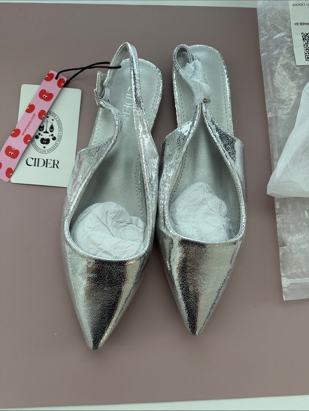 NWT Cider Silver Pointed Slingback Mules